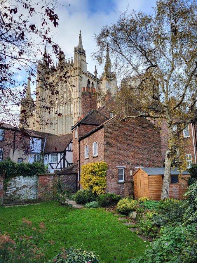 York Minster Garden Apartment Exterior photo